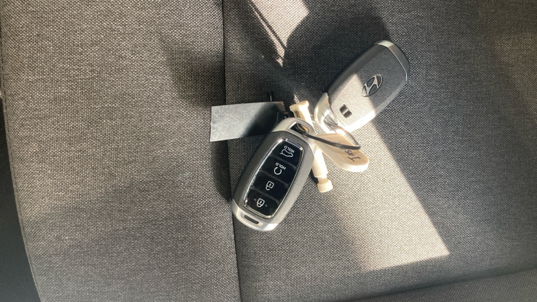 Hyundai INSTER 85kW 01 49kWh 5dr Auto Electric Hatchback